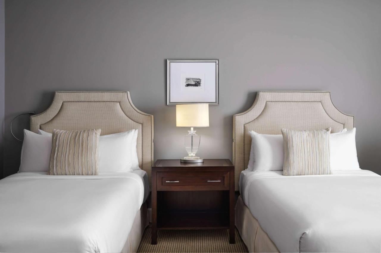 Bristol Panama, A Registry Collection Hotel Dış mekan fotoğraf A guest room at the Hilton San Francisco