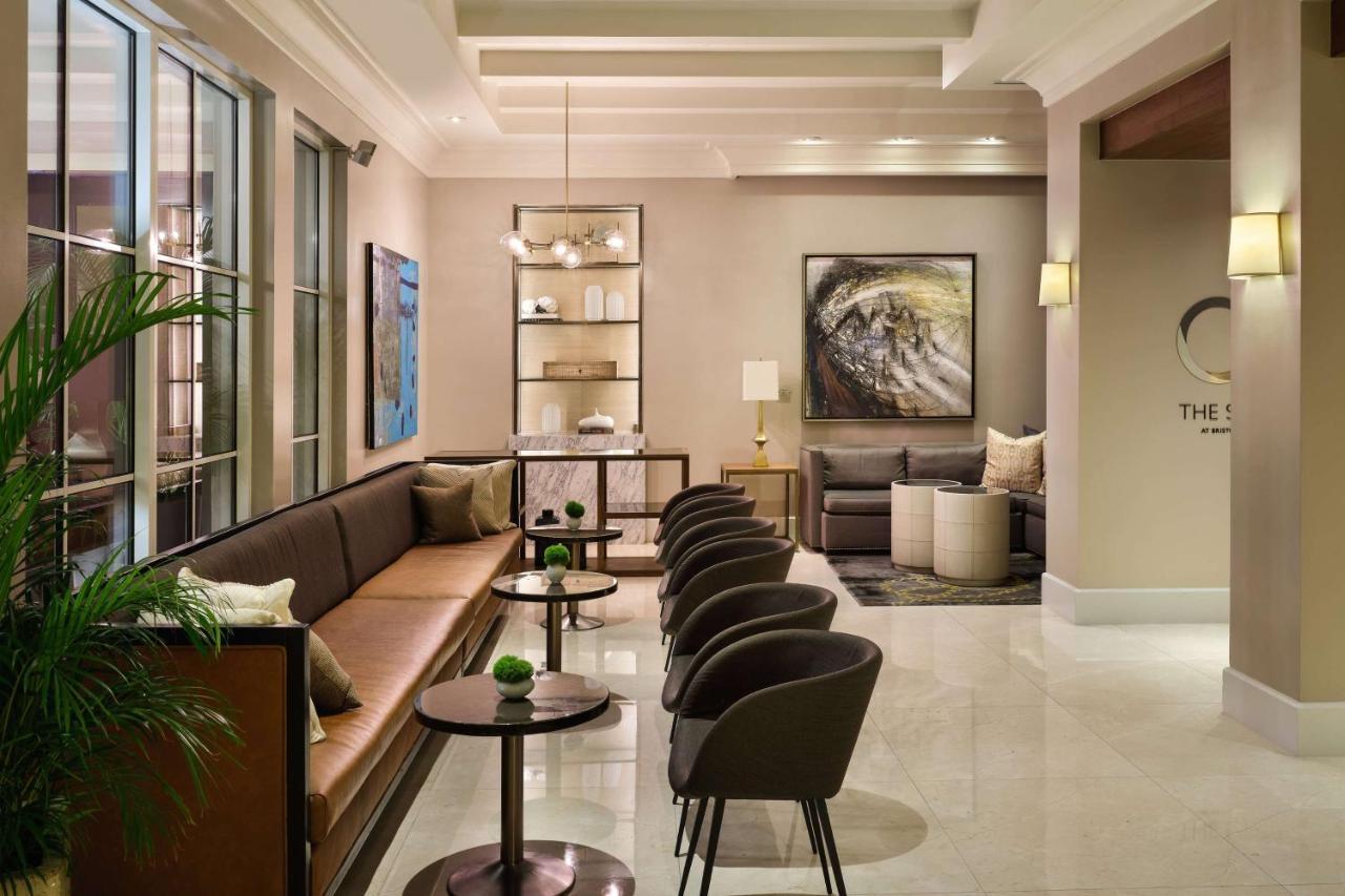 Bristol Panama, A Registry Collection Hotel Dış mekan fotoğraf The Club at Miami International Airport