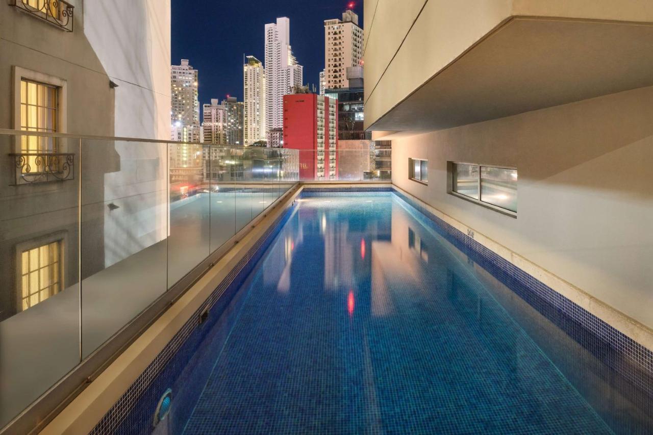 Bristol Panama, A Registry Collection Hotel Dış mekan fotoğraf The rooftop pool at the hotel