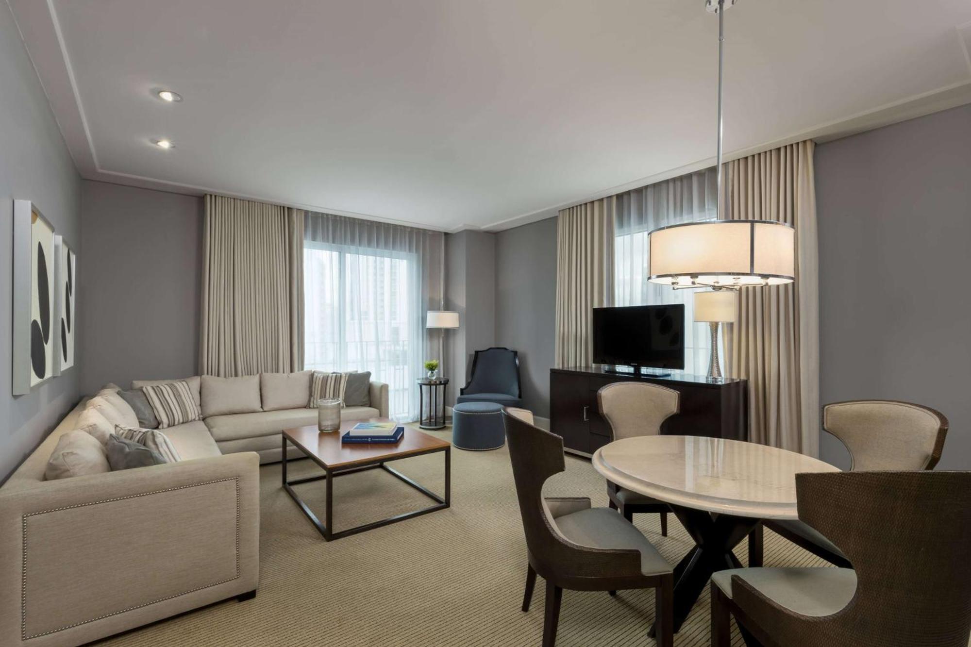 Bristol Panama, A Registry Collection Hotel Dış mekan fotoğraf A suite at the Westin Palace, Madrid
